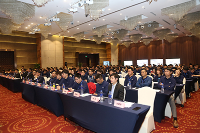 守得初心见月明  顺势而为赢未来