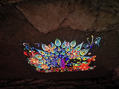 NEC英雄如何巧妙利用溶洞空间打造近乎完美的梦幻光影秀？