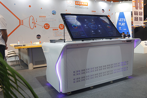 照彰多款控制台产品亮相广州GETshow展