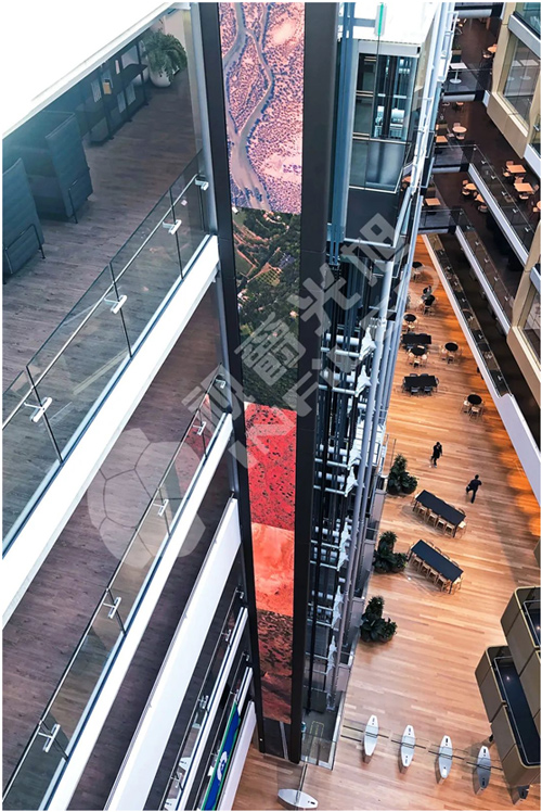 31米创意巨幕落地,视爵光旭为悉尼企业赋能