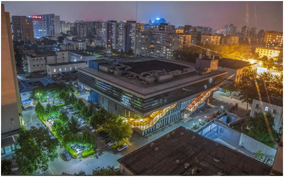 力创昕业音视频产品服务于北京大学医学部跃进厅